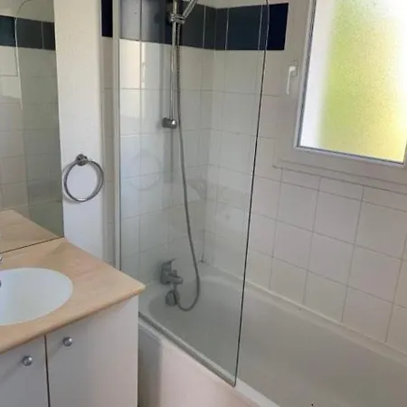 Piscine, Et Nature - Sejour Classe Daire