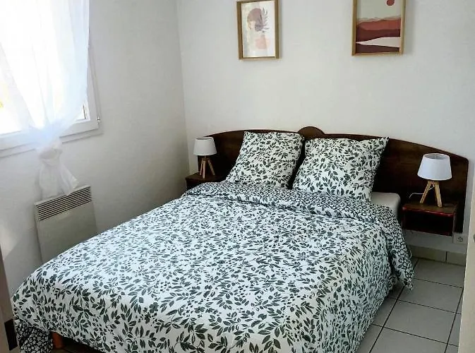 Lägenhet Piscine, Et Nature - Sejour Classe Saint-Geniez-dʼOlt