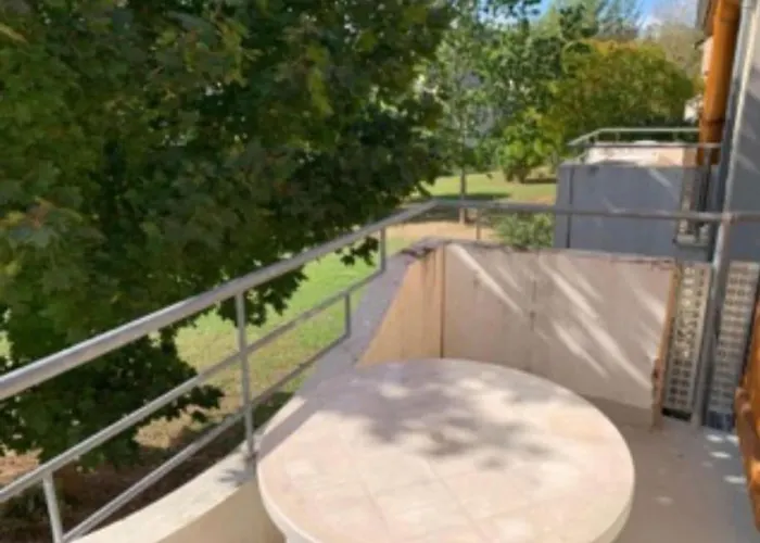 Διαμέρισμα Piscine, Et Nature - Sejour Classe Saint-Geniez-dʼOlt