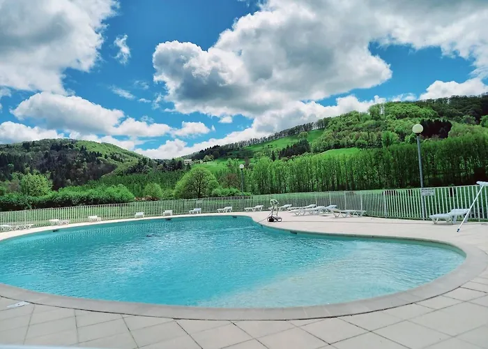 Piscine, Et Nature - Sejour Classe